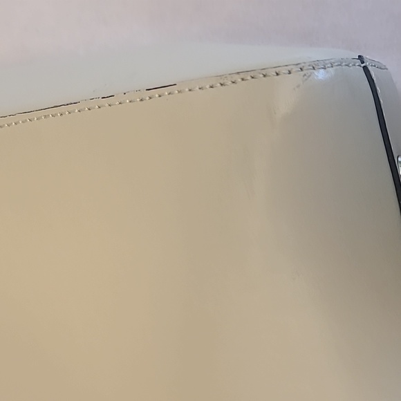 Alberta di Canio Italian genuine leather shoulder bag. - Picture 13 of 16